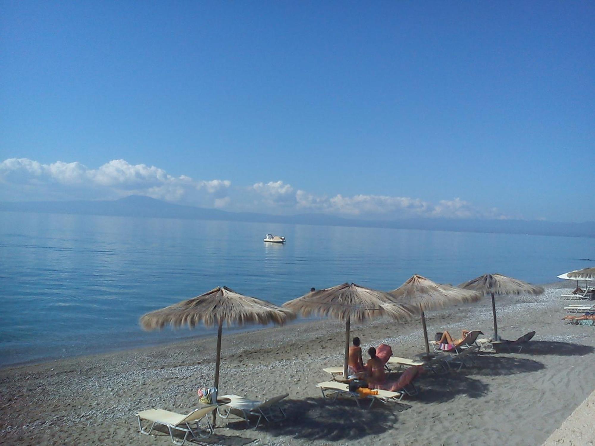 Avia Seaview Getaway - Konstantina'S Hidden Haven Villa Kalamata Ngoại thất bức ảnh